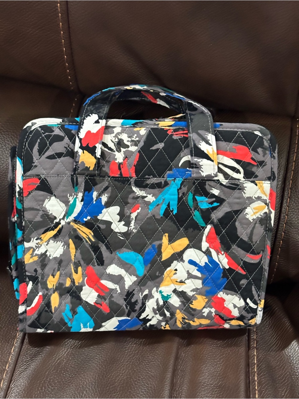 Vera Bradley Floral Splash Essential Hanging Travel Organizer